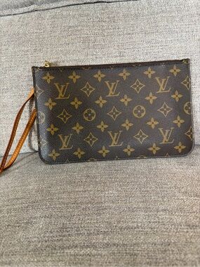 Louis Vuitton Monogram Neverfull Wristlet Pouch